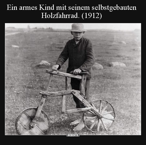 Ein armes Kind mit seinem selbstgebauten Holzfahrrad... - Lustige Bilder | DEBESTE.de