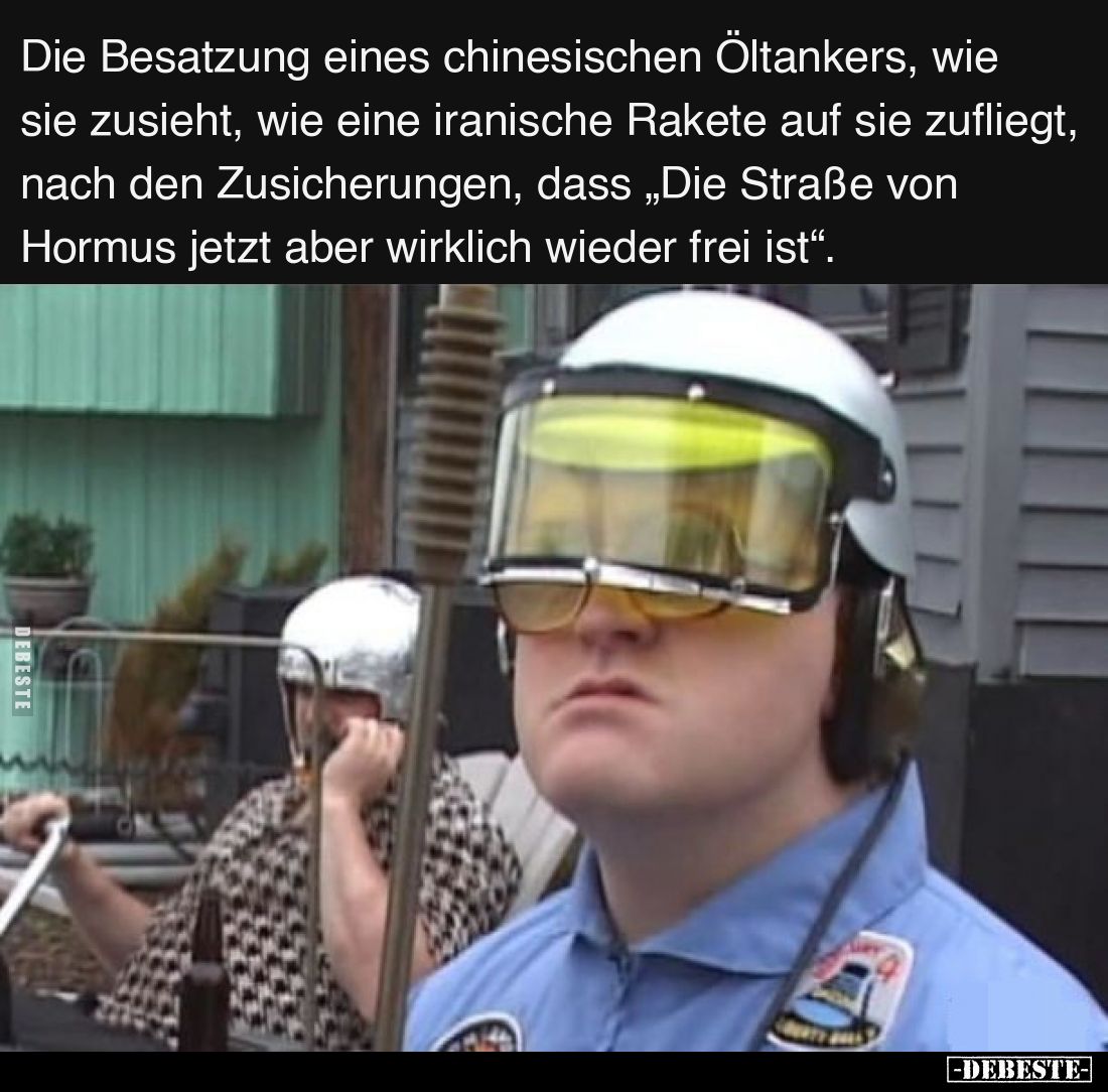 Die Besatzung eines chinesischen Öltankers, wie sie zusieht, wie eine iranische Rakete auf sie zufliegt, nach den Zusicherung...