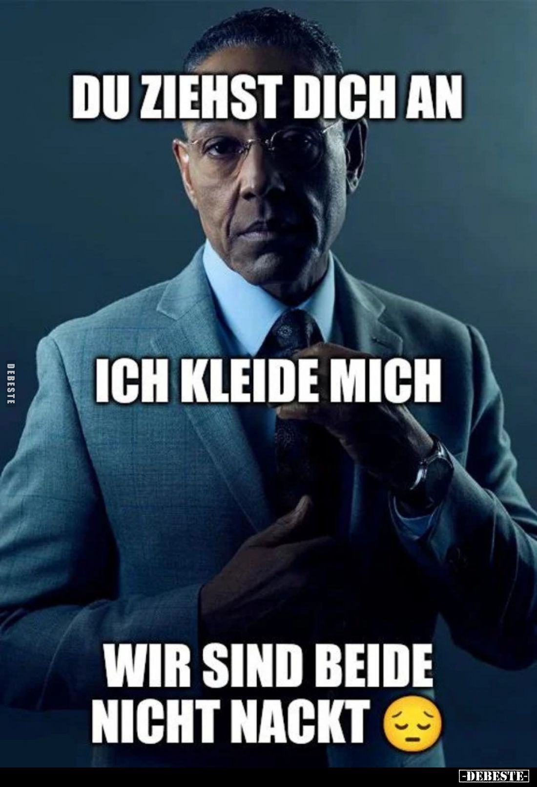 Du ziehst dich an.

Ich kleide mich.

Wir sind beide nicht nackt. ????