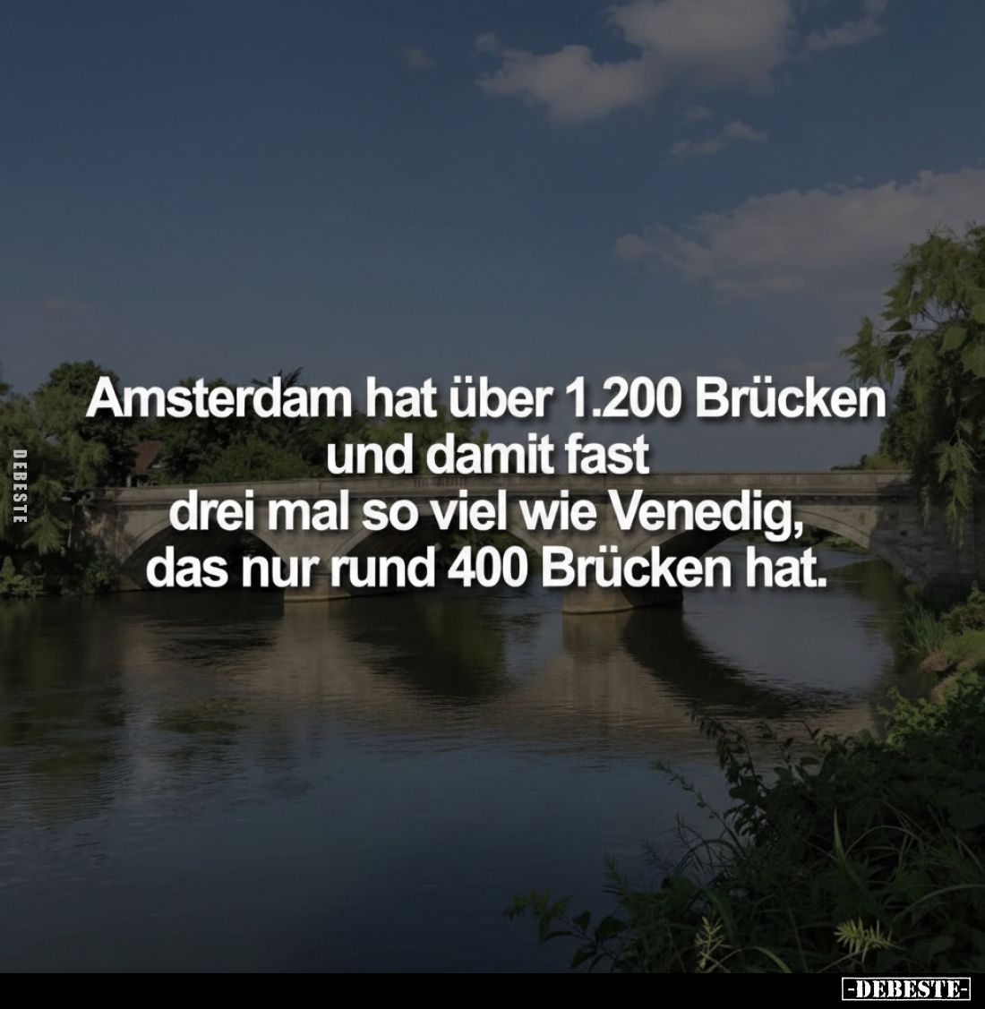 Amsterdam hat über 1.200 Brücken und damit fast drei mal so viel wie Venedig, das nur rund 400 Brücken hat.