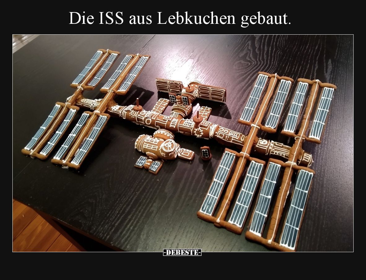Die ISS aus Lebkuchen gebaut.