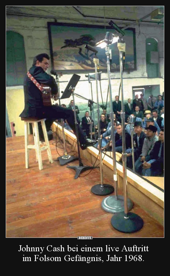 Johnny Cash bei einem live Auftritt im Folsom Gefängnis.. - Lustige Bilder | DEBESTE.de