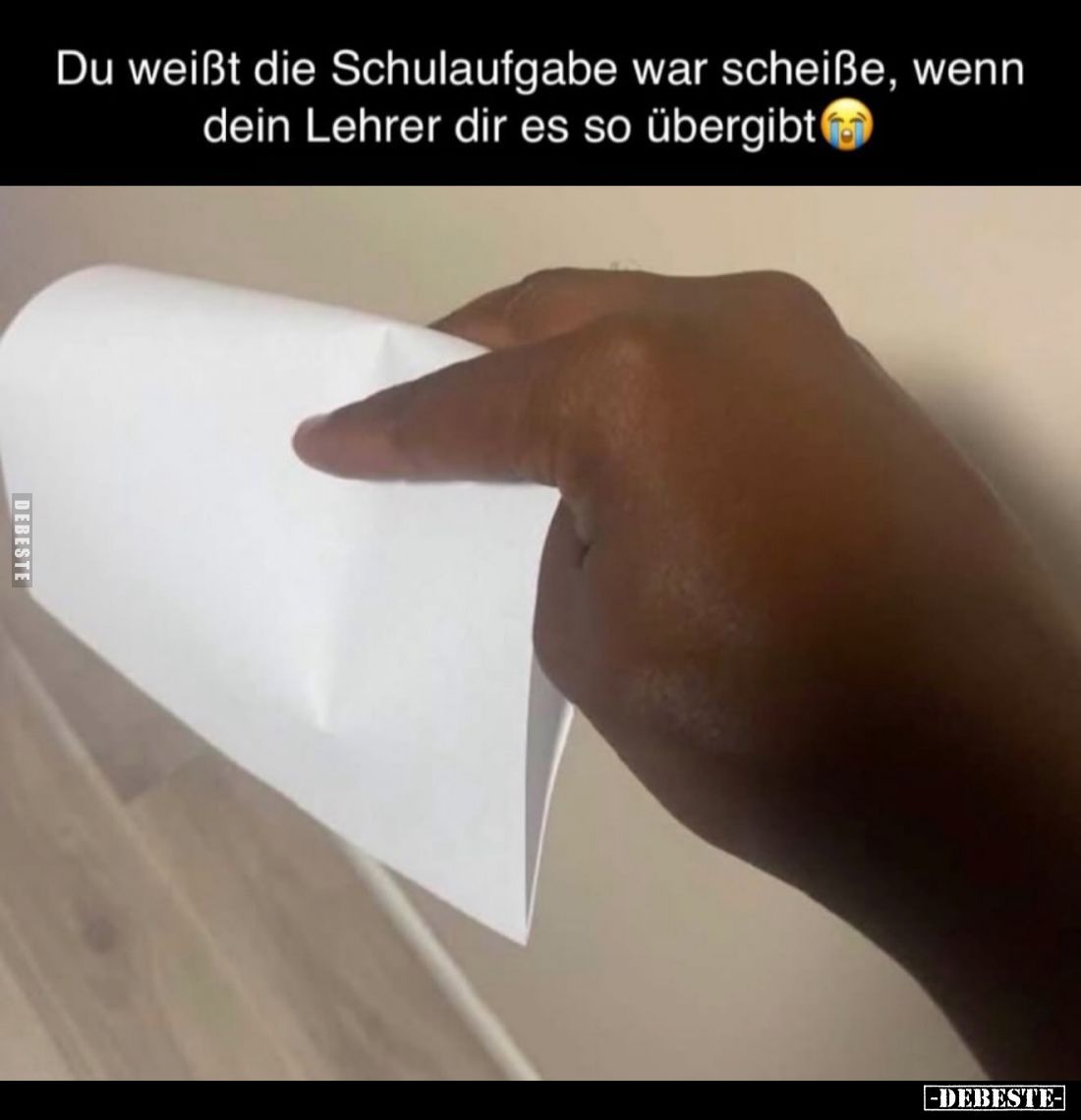 Du weißt die Schulaufgabe war scheiße, wenn dein Lehrer dir es so übergibt.