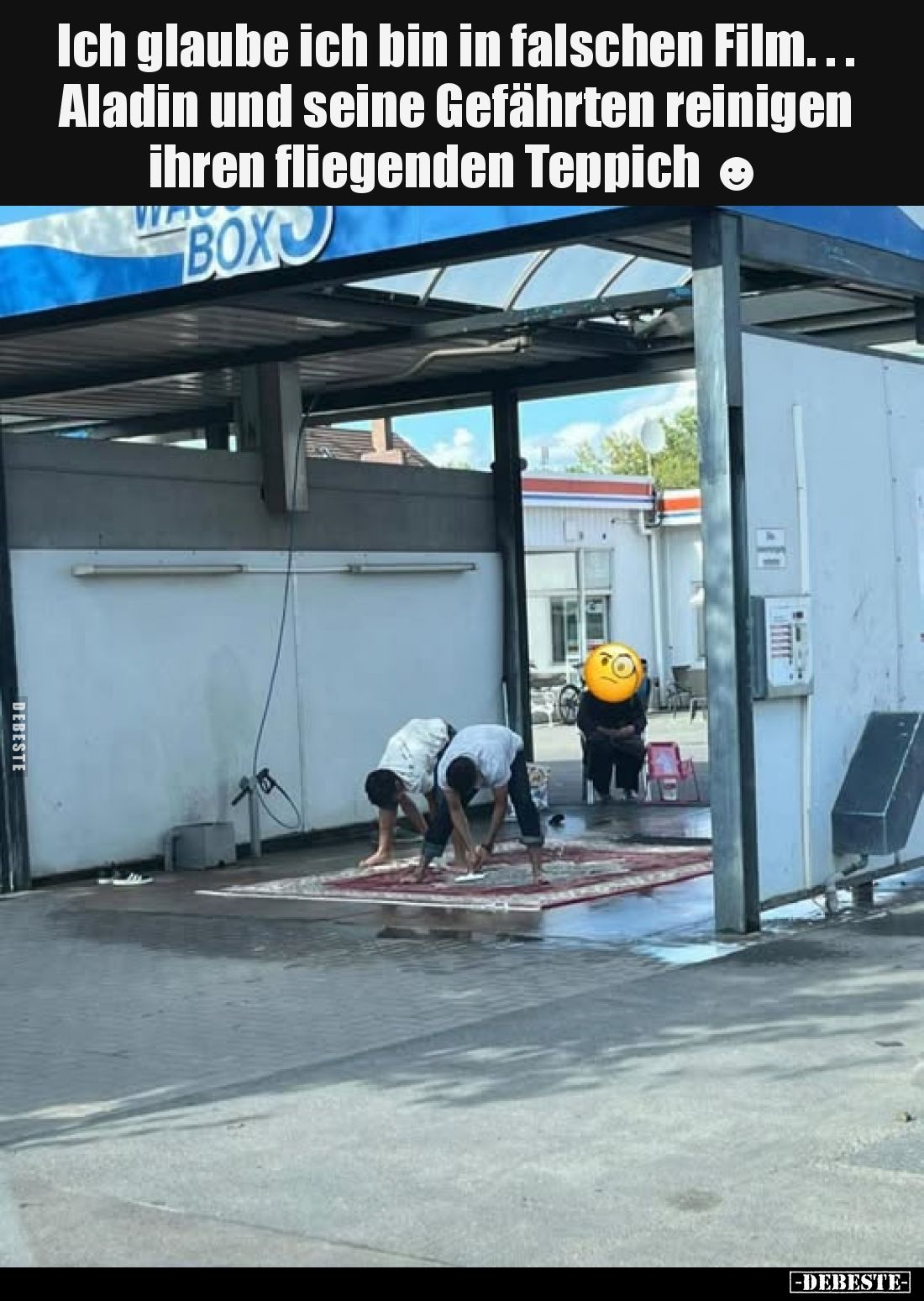 Ich glaube ich bin in falschen Film... Aladin und seine Gefährten reinigen ihren fliegenden Teppich.