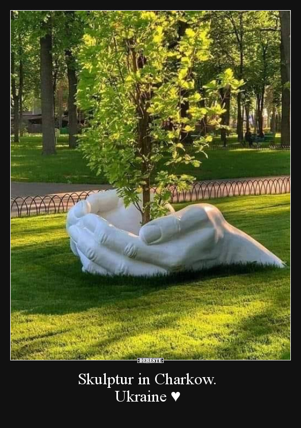 Skulptur in Charkow. Ukraine ♥.. - Lustige Bilder | DEBESTE.de