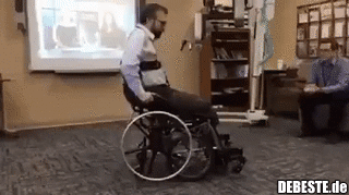 Ein Rollstuhl, mit dem man "aufstehen" kann... - Lustige Bilder | DEBESTE.de
