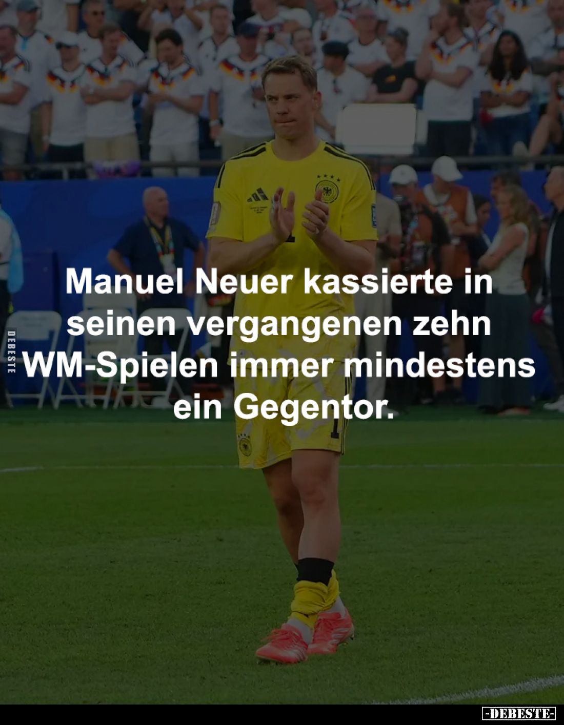 Manuel Neuer kassierte in 
seinen vergangenen zehn 
WM-Spielen immer mindestens 
ein Gegentor.