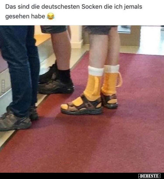 Das sind die deutschesten Socken die ich jemals gesehen habe.. - Lustige Bilder | DEBESTE.de