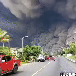 Ausbruch des Vulkans Fuego, Guatemala.
