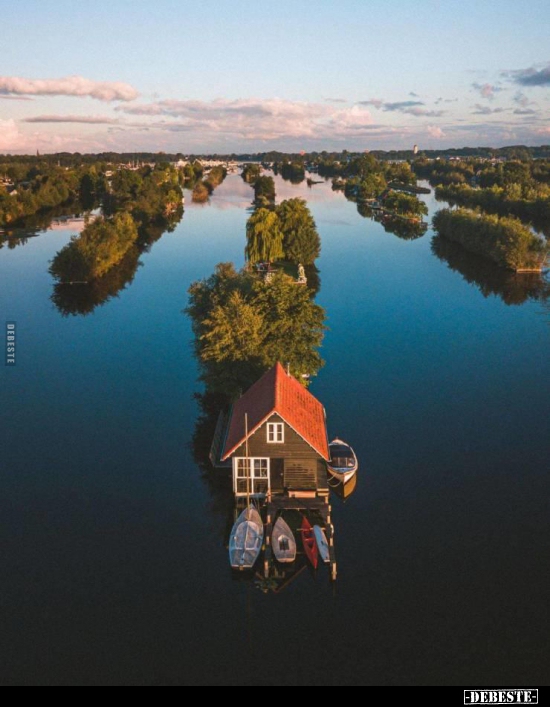 Hübsches Bootshaus..