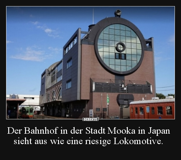 Der Bahnhof in der Stadt Mooka in Japan sieht aus wie eine.. - Lustige Bilder | DEBESTE.de