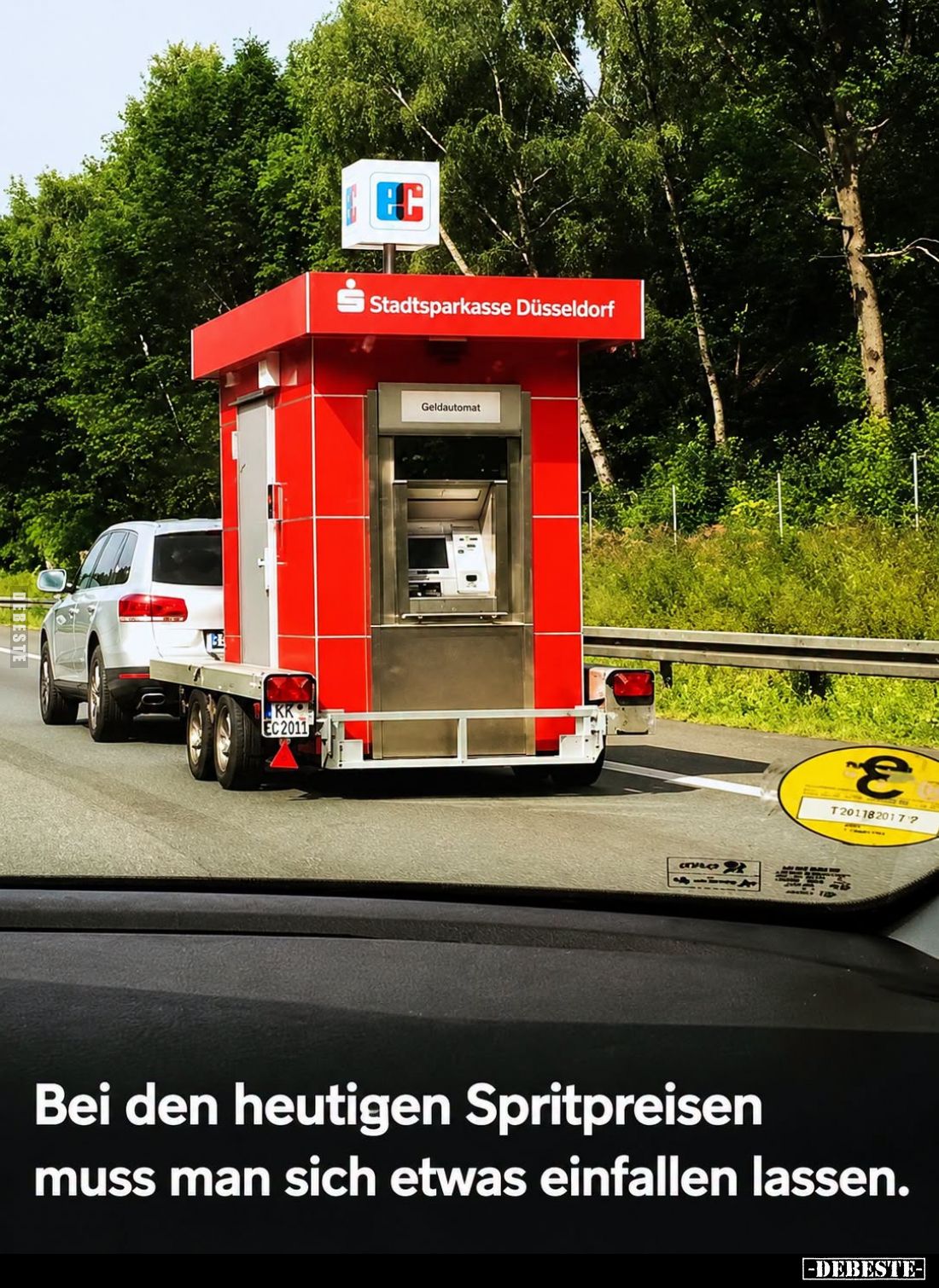 Bei den heutigen Spritpreisen muss man sich etwas einfallen lassen.